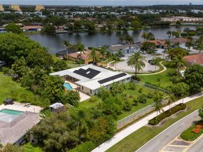 16751 Waters Edge Dr, Weston FL 33326