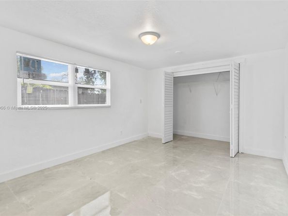 2506 Havana Dr, Miramar FL 33023