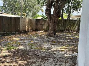 2506 Havana Dr, Miramar FL 33023