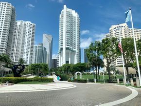 900 Brickell Key Blvd 2204, Miami FL 33131