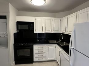 2333 NE Brickell Ave 1009, Miami FL 33129