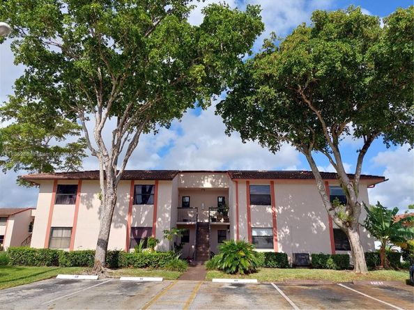 860 NE 209th Ter 10133, Miami FL 33179
