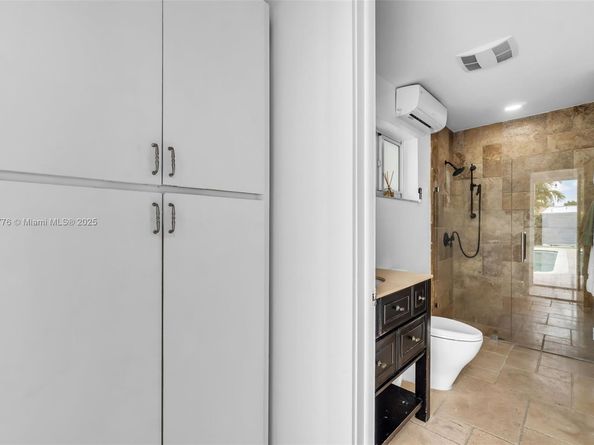 10223 SW 17th St, Miami FL 33165
