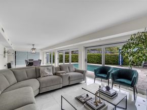 10223 SW 17th St, Miami FL 33165
