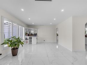 10223 SW 17th St, Miami FL 33165