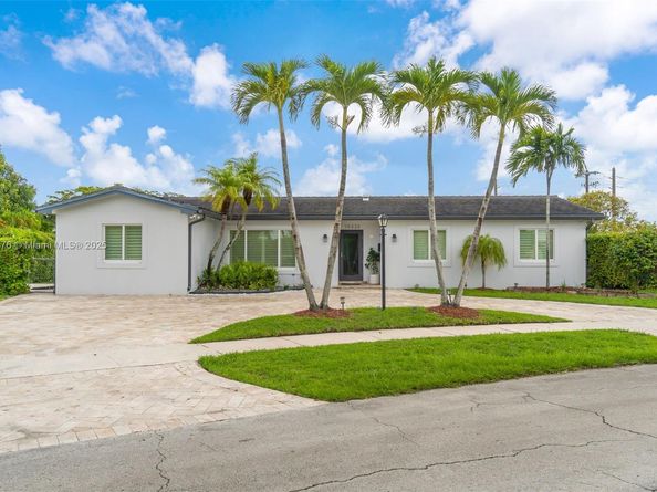 10223 SW 17th St, Miami FL 33165