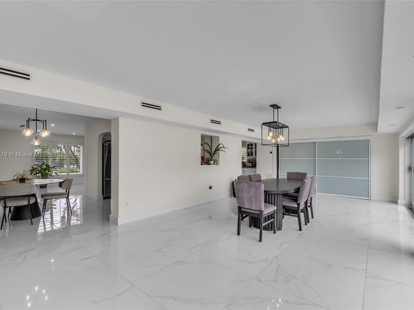 10223 SW 17th St, Miami FL 33165