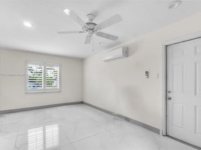 10223 SW 17th St, Miami FL 33165