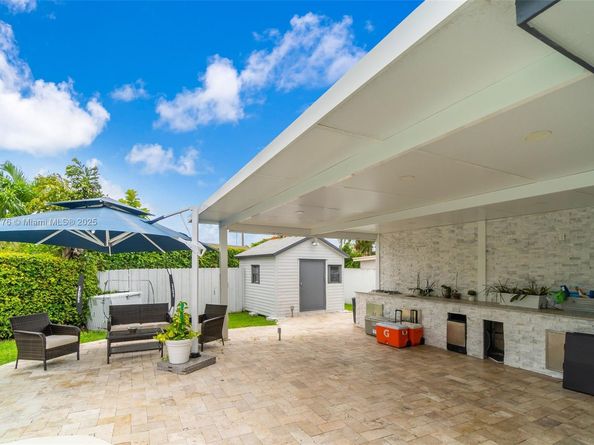 10223 SW 17th St, Miami FL 33165