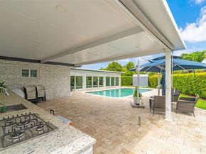 10223 SW 17th St, Miami FL 33165