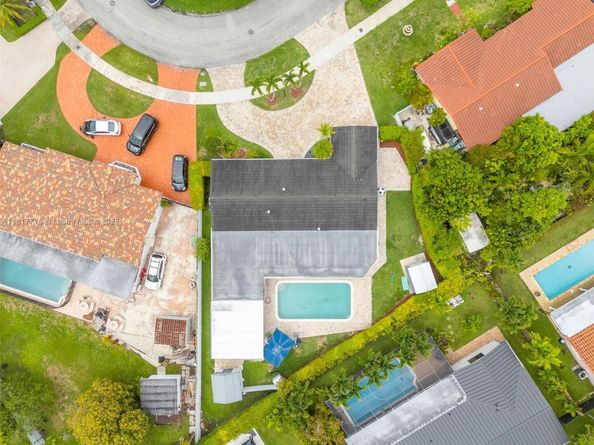10223 SW 17th St, Miami FL 33165
