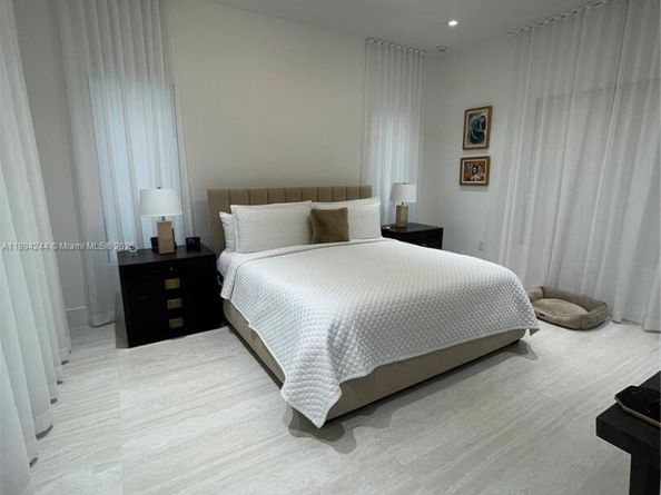 1515 Urbino, Coral Gables FL 33146