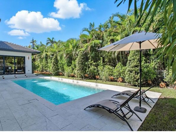 1515 Urbino, Coral Gables FL 33146