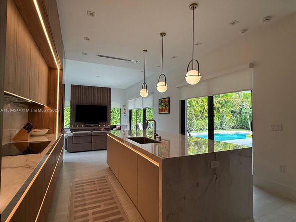 1515 Urbino, Coral Gables FL 33146