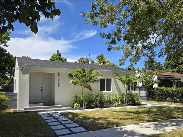 765 NW 45th St, Miami FL 33127