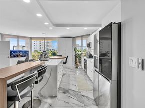 20191 E Country Club Dr 511, Aventura FL 33180