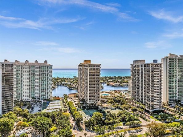 20191 E Country Club Dr 511, Aventura FL 33180