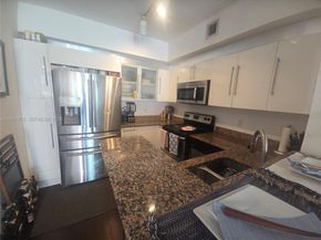 335 S Biscayne Blvd 3400, Miami FL 33131