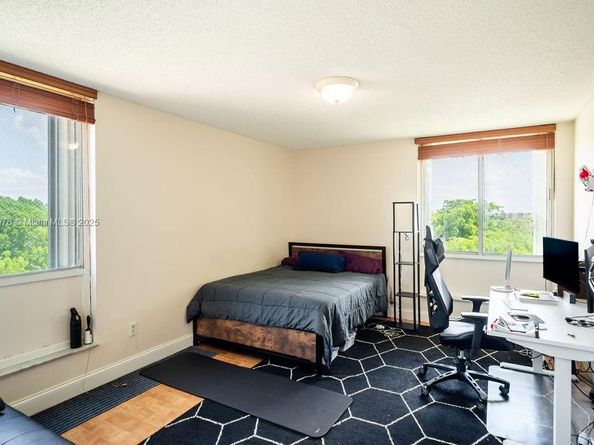 9110 Fontainebleau Blvd 502, Miami FL 33172