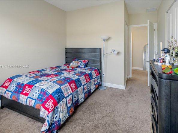 1799 NW 124th Way 1799, Pembroke Pines FL 33028