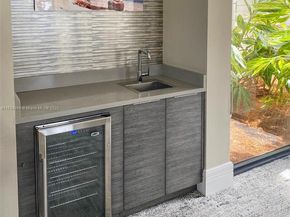 8301 NW 41st St B107, Doral FL 33166