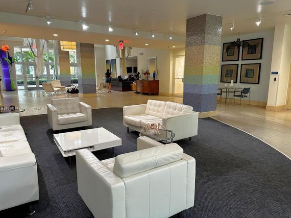 2000 N Bayshore Dr 625, Miami FL 33137