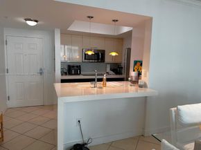 2000 N Bayshore Dr 625, Miami FL 33137