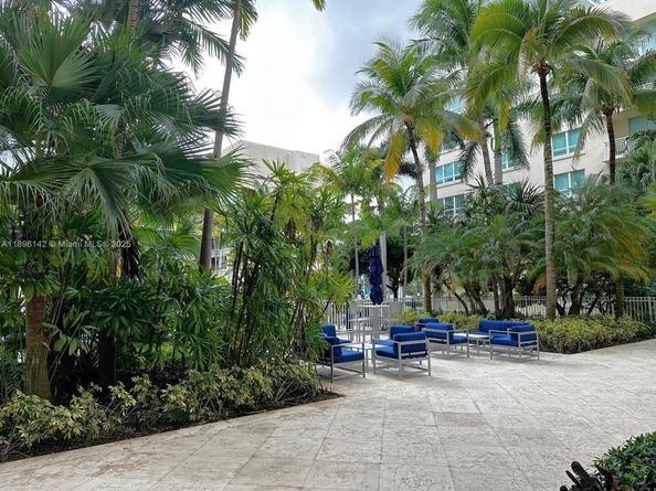 2000 N Bayshore Dr 625, Miami FL 33137