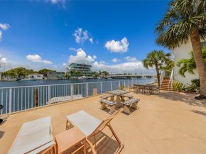 8420 Byron Ave 6, Miami Beach FL 33141