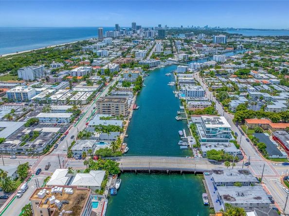 8420 Byron Ave 6, Miami Beach FL 33141