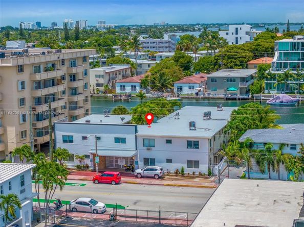 8420 Byron Ave 6, Miami Beach FL 33141
