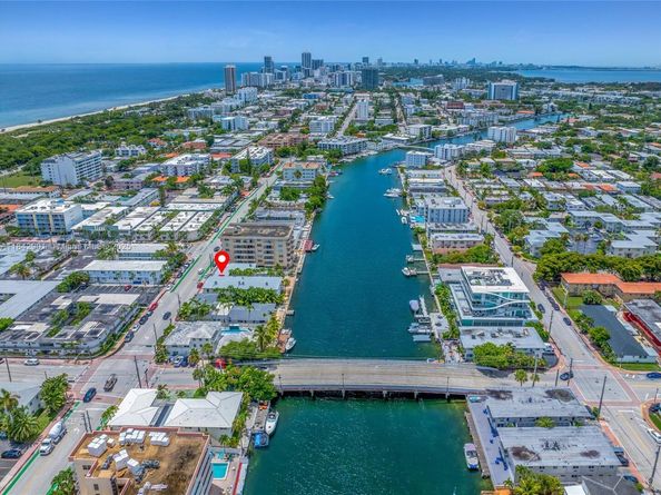 8420 Byron Ave 6, Miami Beach FL 33141