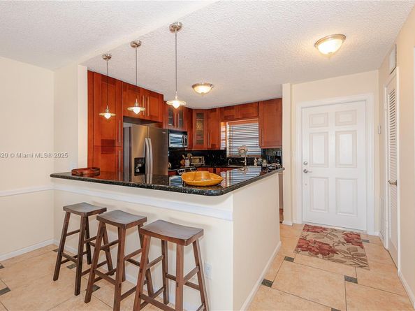 3051 NE 48th St 604, Fort Lauderdale FL 33308