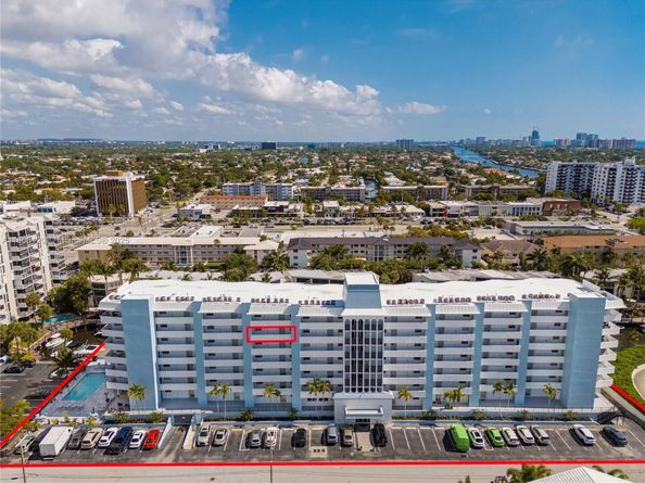 3051 NE 48th St 604, Fort Lauderdale FL 33308