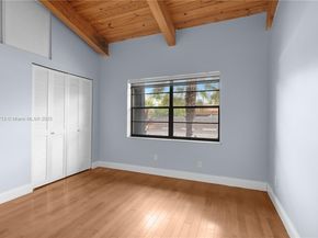 2627 S Parkview Dr 2627, Hallandale Beach FL 33009