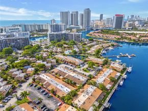 2627 S Parkview Dr 2627, Hallandale Beach FL 33009
