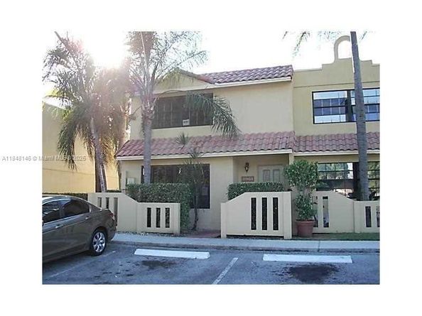 3961 NW 94th Ave, Sunrise FL 33351