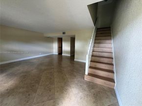 3961 NW 94th Ave, Sunrise FL 33351