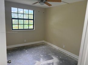 3961 NW 94th Ave, Sunrise FL 33351