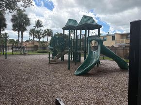 3961 NW 94th Ave, Sunrise FL 33351