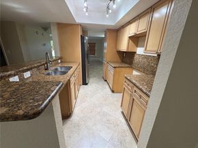 3961 NW 94th Ave, Sunrise FL 33351