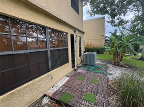 3961 NW 94th Ave, Sunrise FL 33351