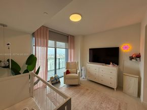 1000 Brickell Plaza 4506, Miami FL 33131