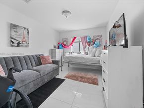 531 NW 15 St, Florida City FL 33034