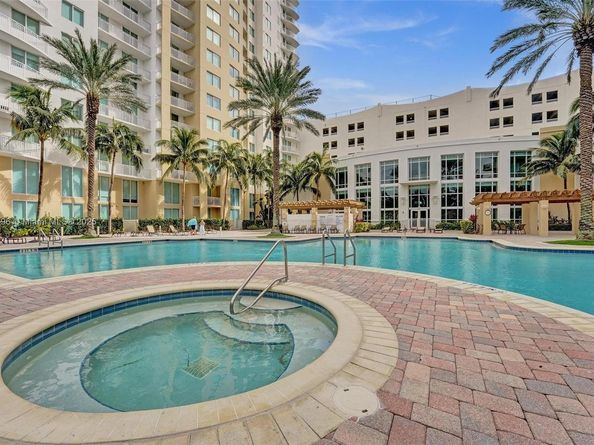 1745 E Hallandale Beach Blvd 2105W, Hallandale Beach FL 33009