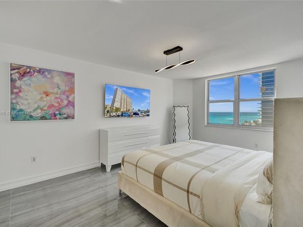 1950 S Ocean Dr 8J, Hallandale Beach FL 33009