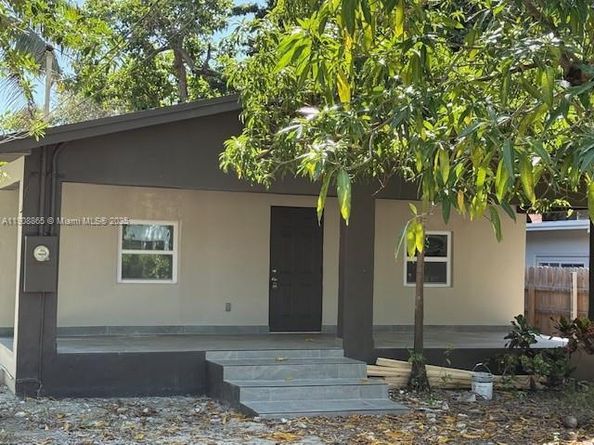 328 NE 57th St, Miami FL 33137