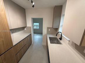 328 NE 57th St, Miami FL 33137