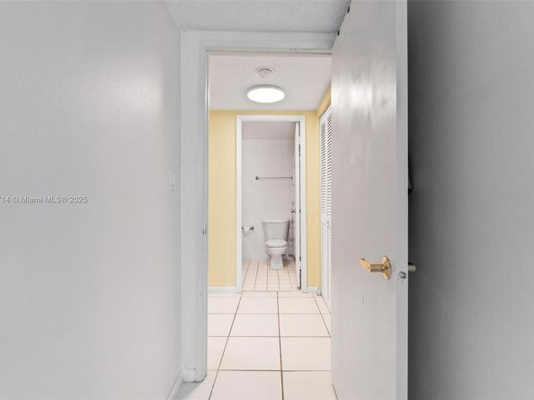 2301 Collins Ave 802, Miami Beach FL 33139