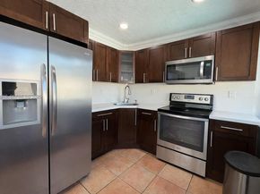 5521 SW 132nd Ave, Miami FL 33175